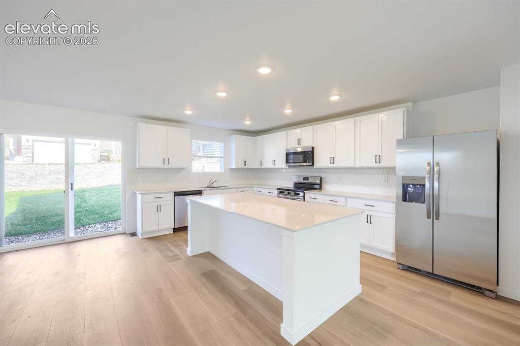 Image 4 of 14: Kitchen