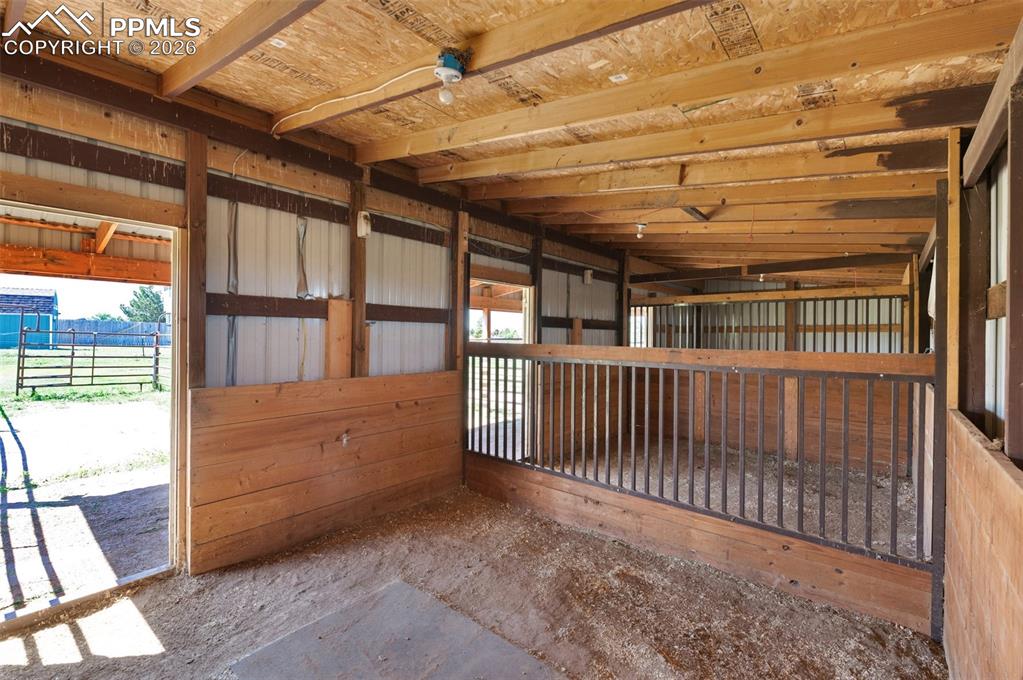 Image 5 of 49: Stable