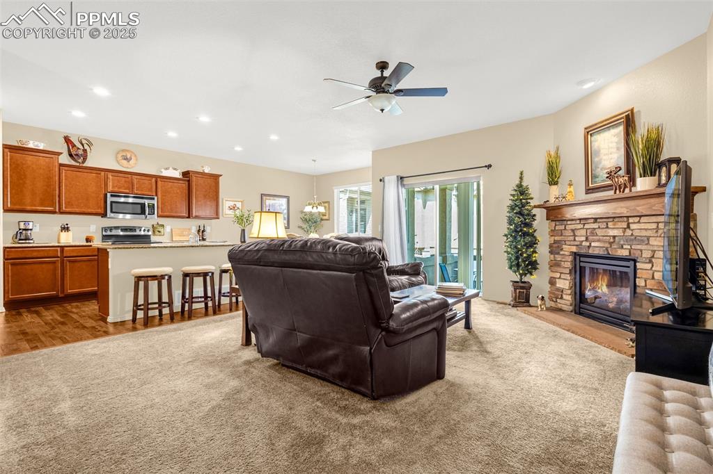 Image 5 of 29: Living Room