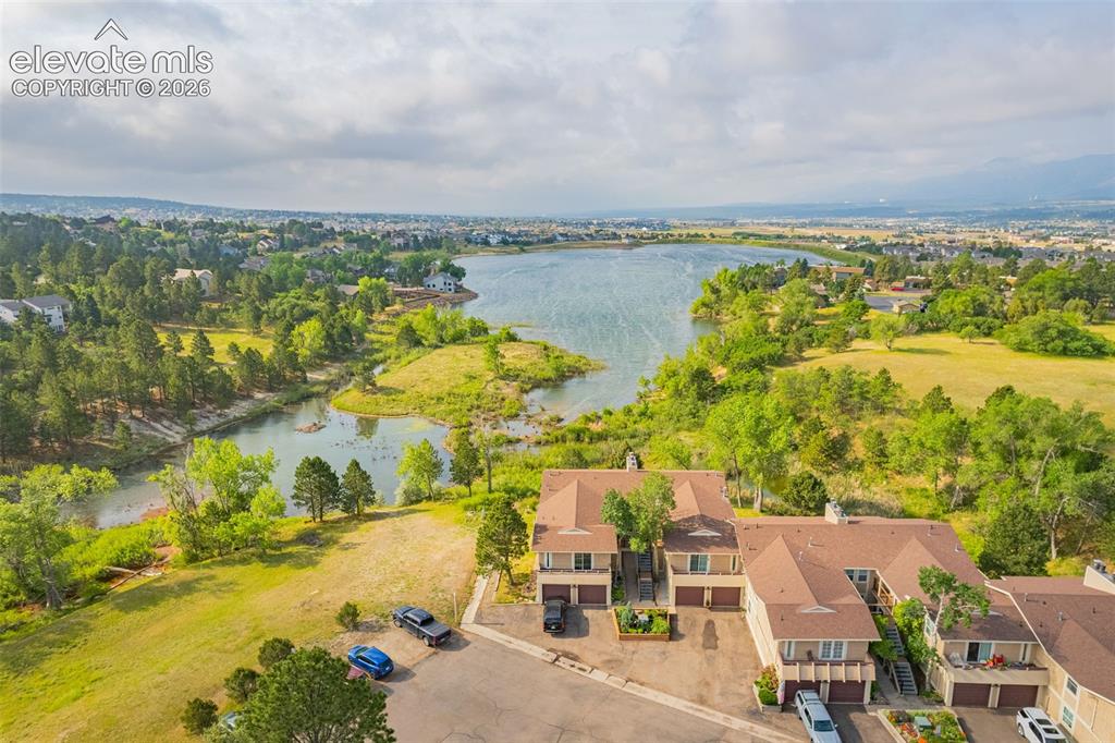 Image 19 of 21: Unique small property nestled into a private cul de sac