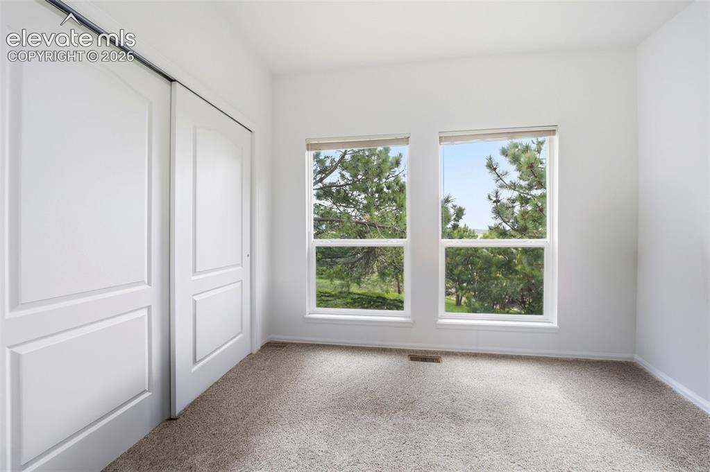 Image 19 of 42: Bedroom