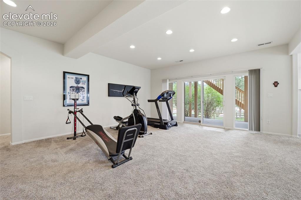Image 22 of 42: Exercise Room