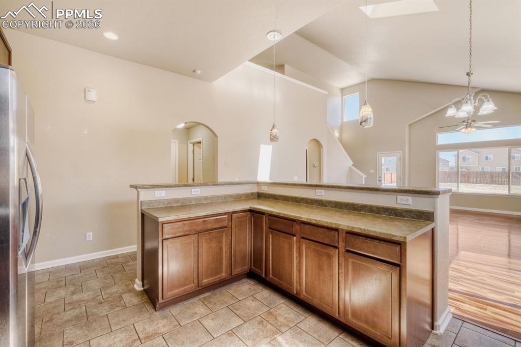 Image 6 of 31: Kitchen