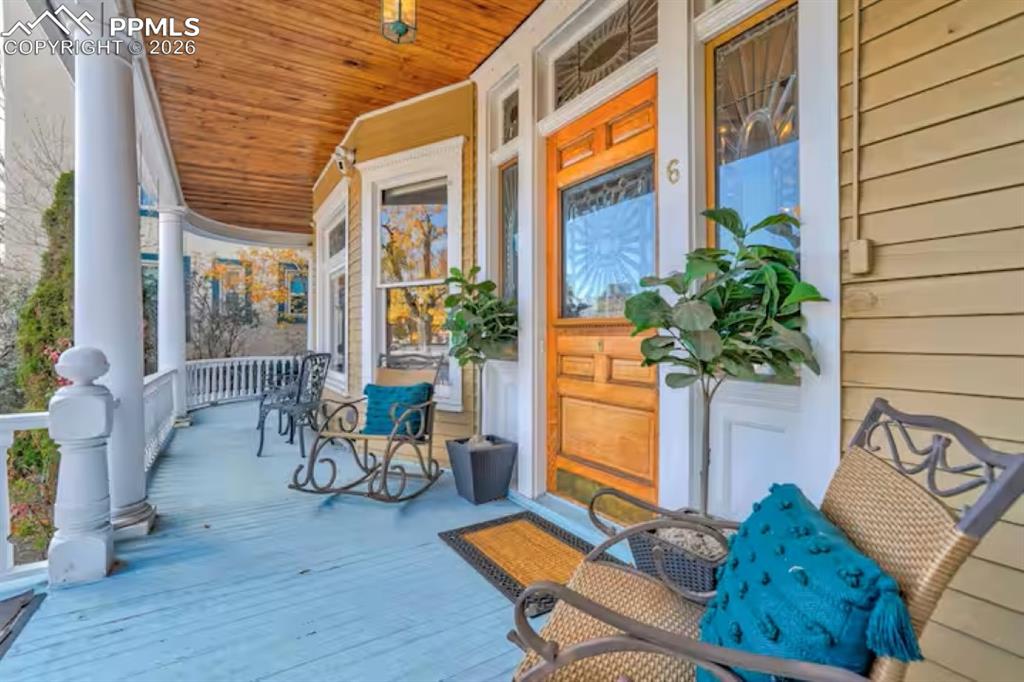 Image 50 of 50: Deck