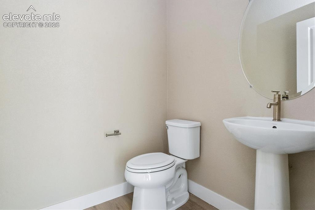 Image 7 of 22: Bathroom