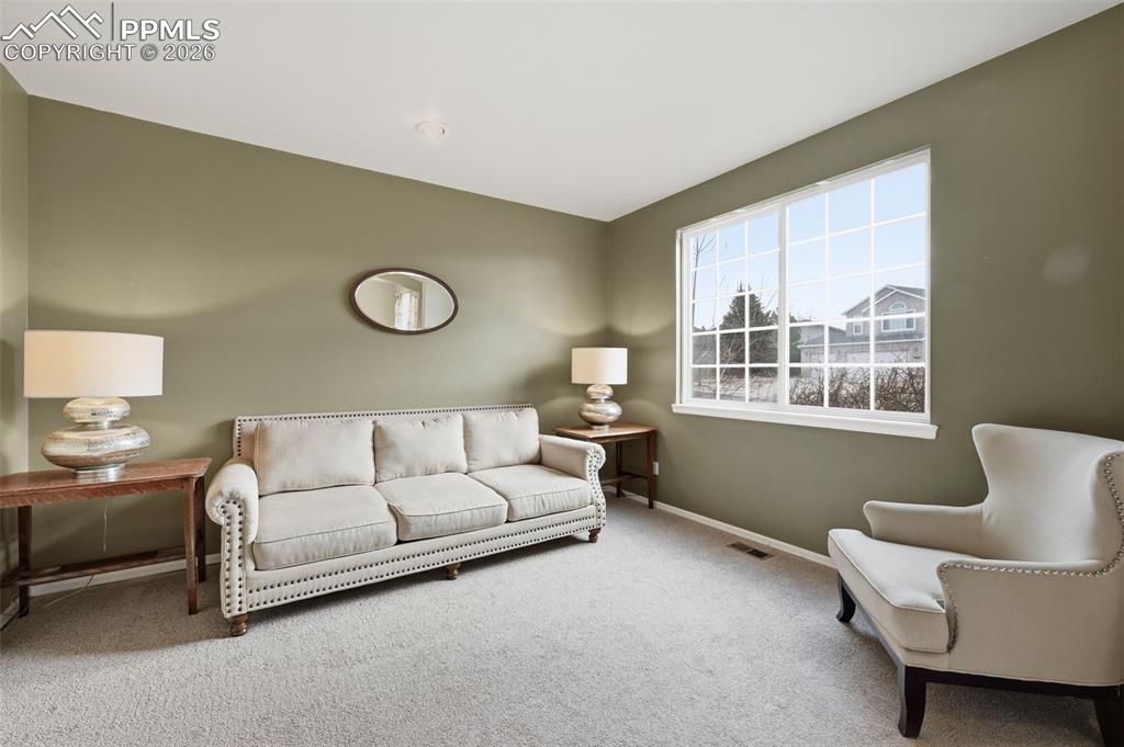 Image 10 of 50: Living Room