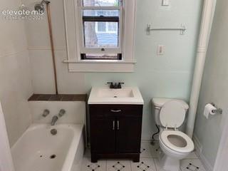 Image 49 of 50: Bathroom