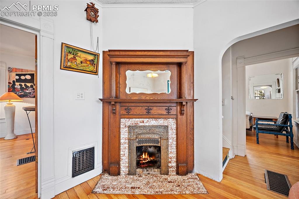 Image 7 of 42: Living Room