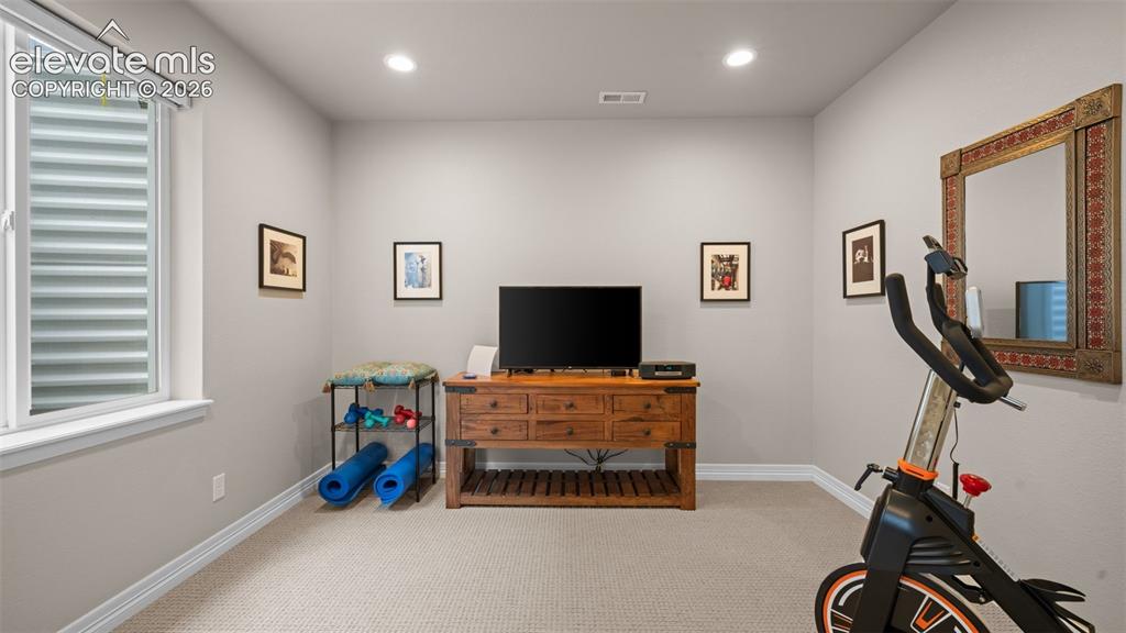 Image 31 of 44: Exercise Room