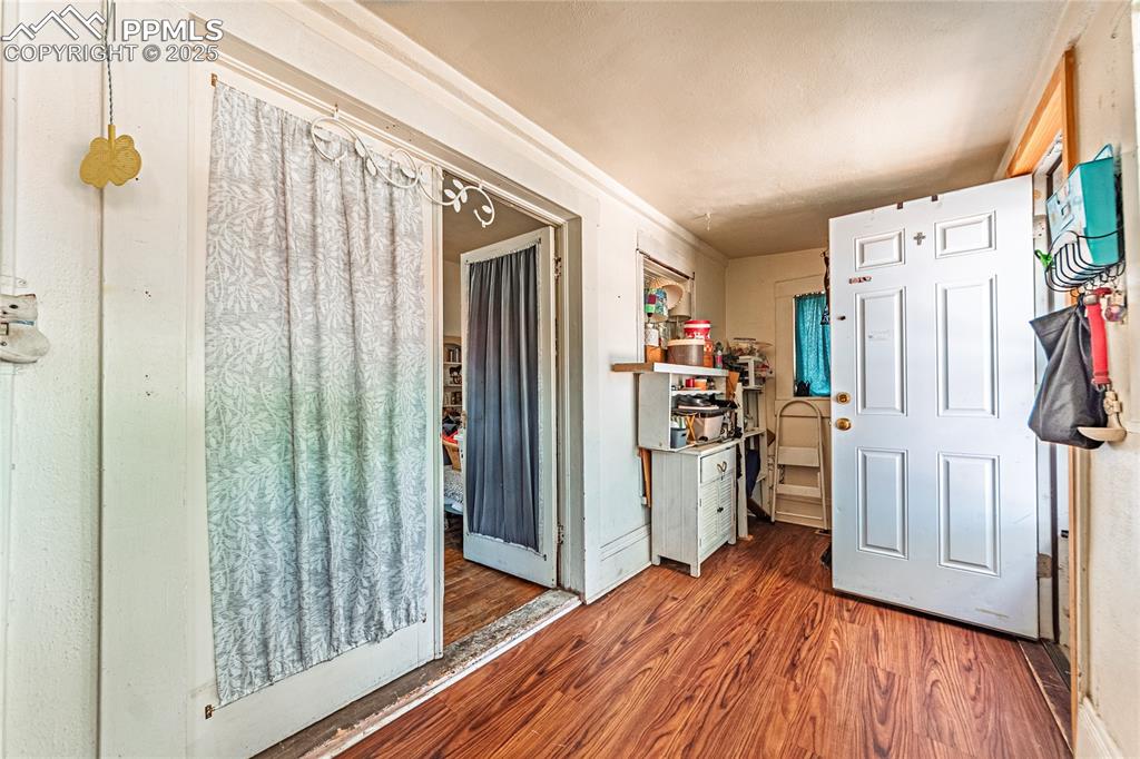 Image 6 of 22: Front Unit