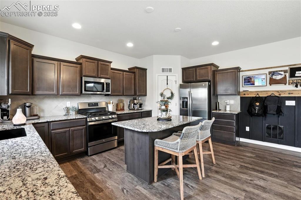 Image 12 of 48: Kitchen
