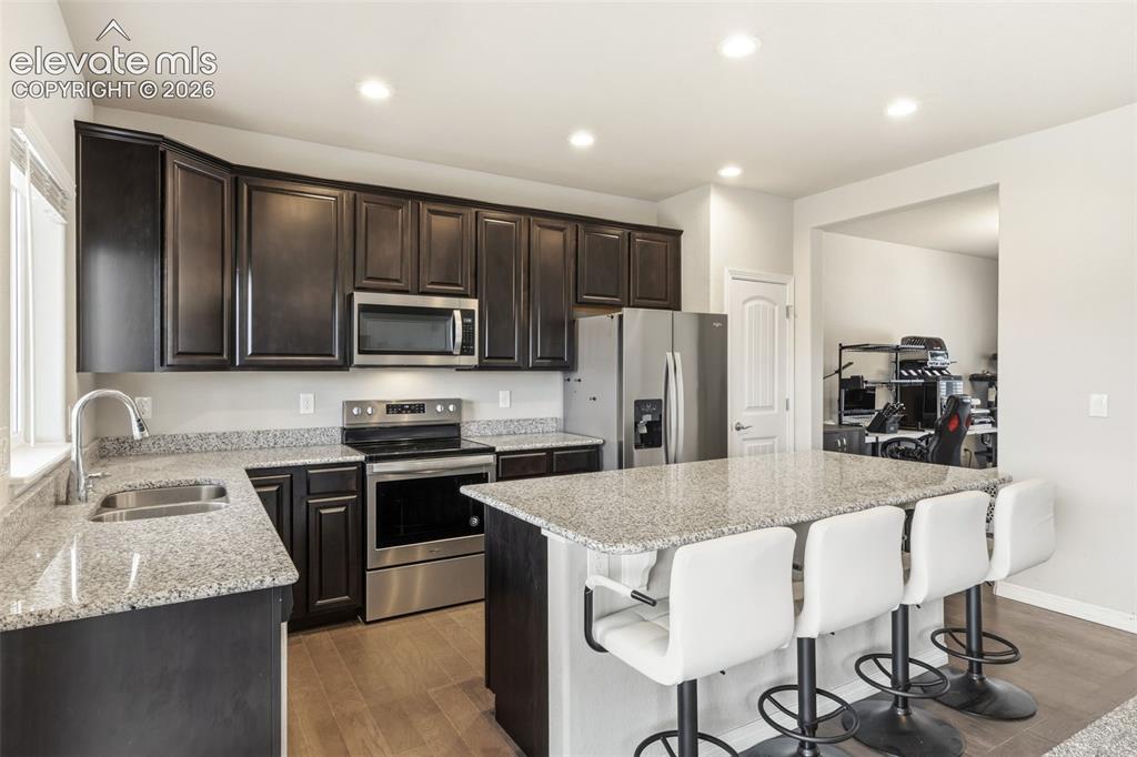 Image 12 of 37: Kitchen