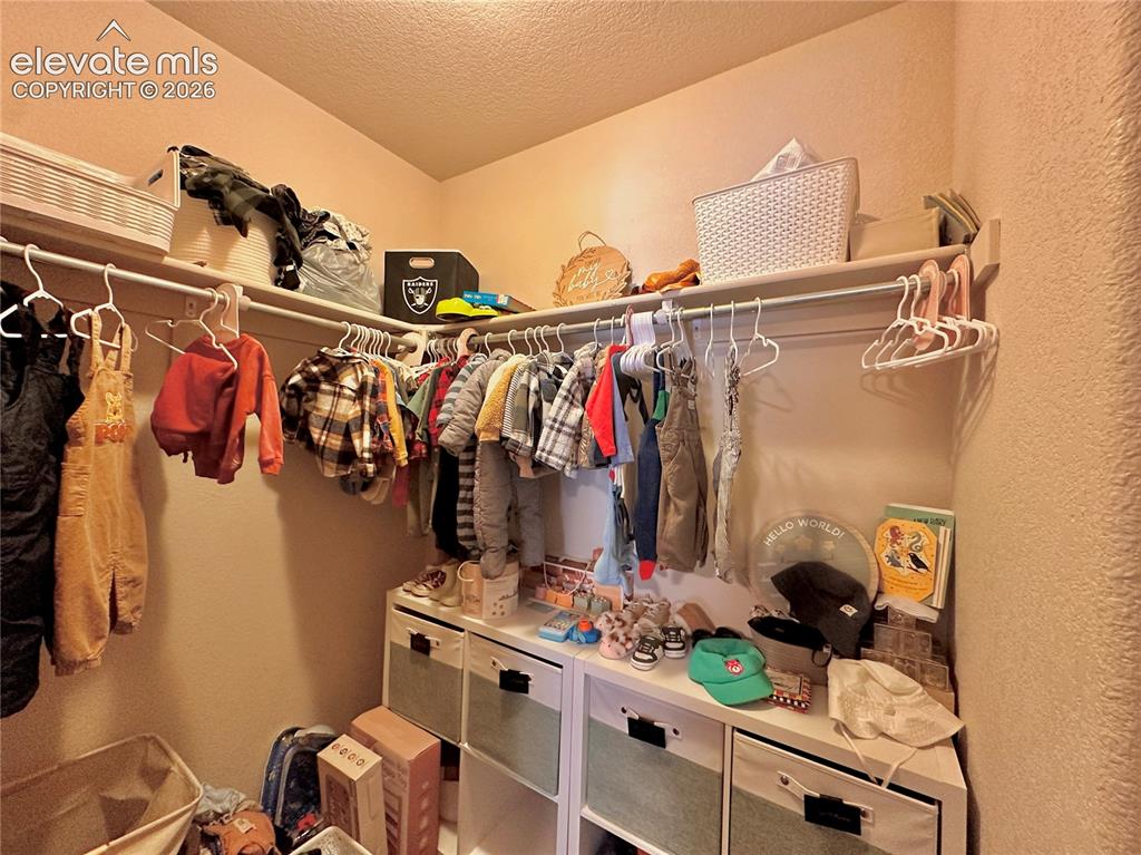 Image 13 of 30: Closet