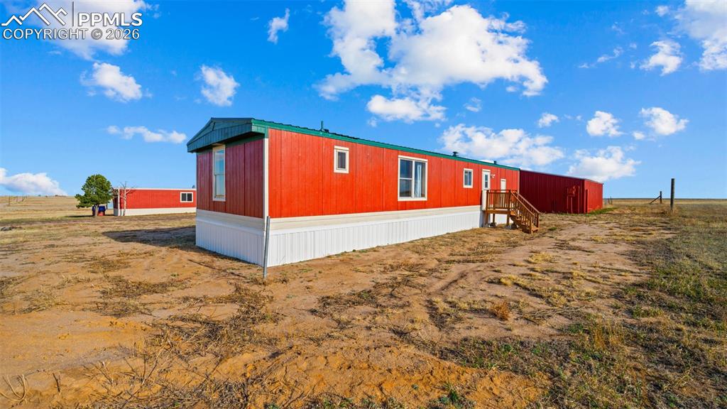 Image 12 of 50: Back of Structure