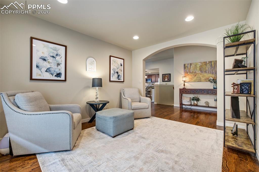 Image 13 of 50: Main level flex space