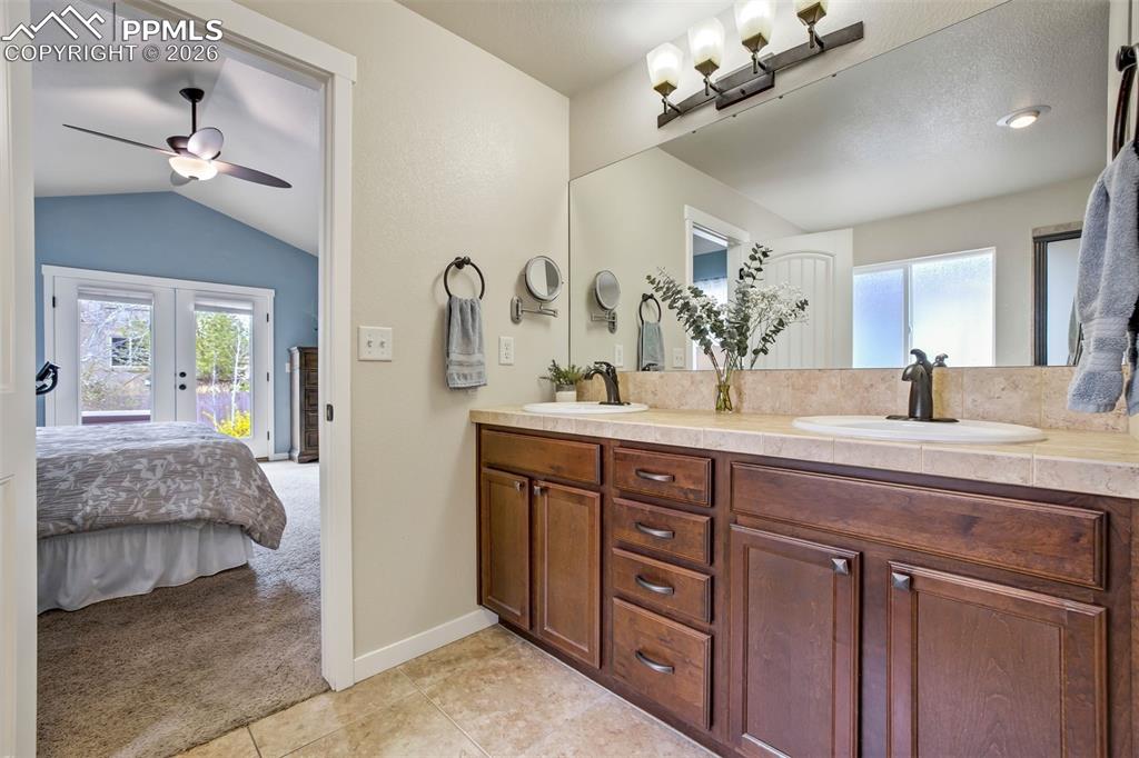 Image 19 of 50: Master Bathroom