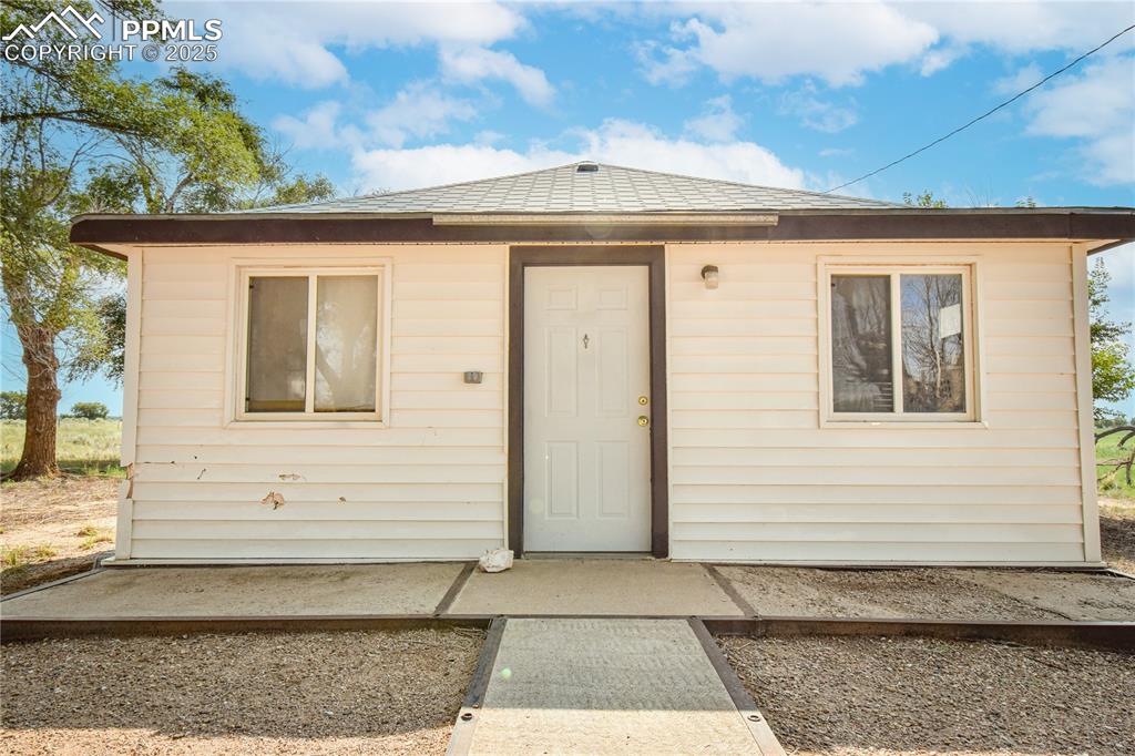 Image 2 of 16: Front of Structure