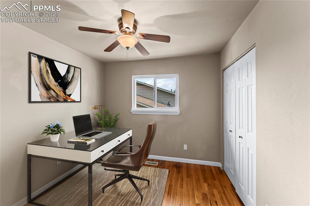 Image 21 of 46: Virtually Staged