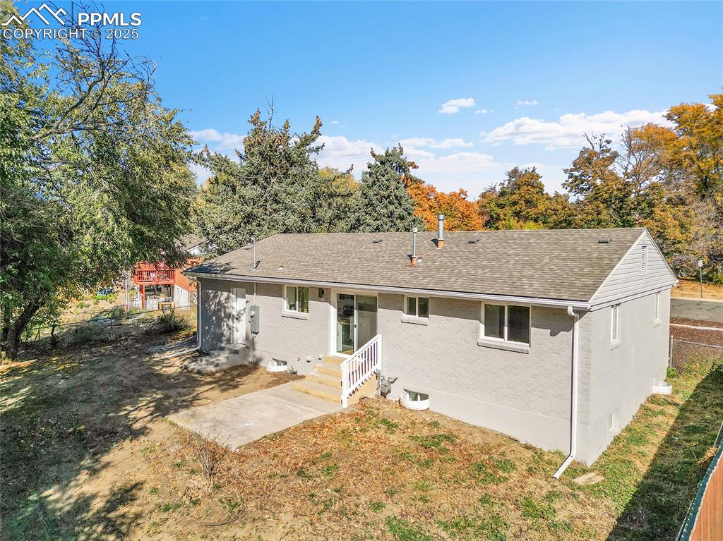 Image 37 of 46: Back of Structure