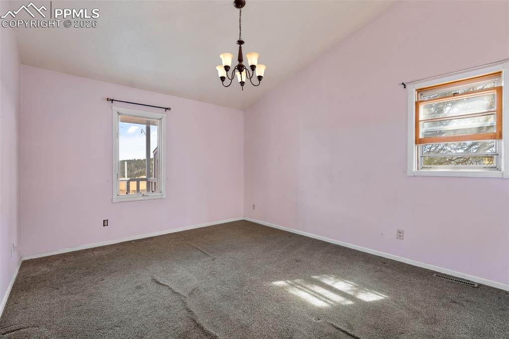 Image 15 of 47: Bedroom