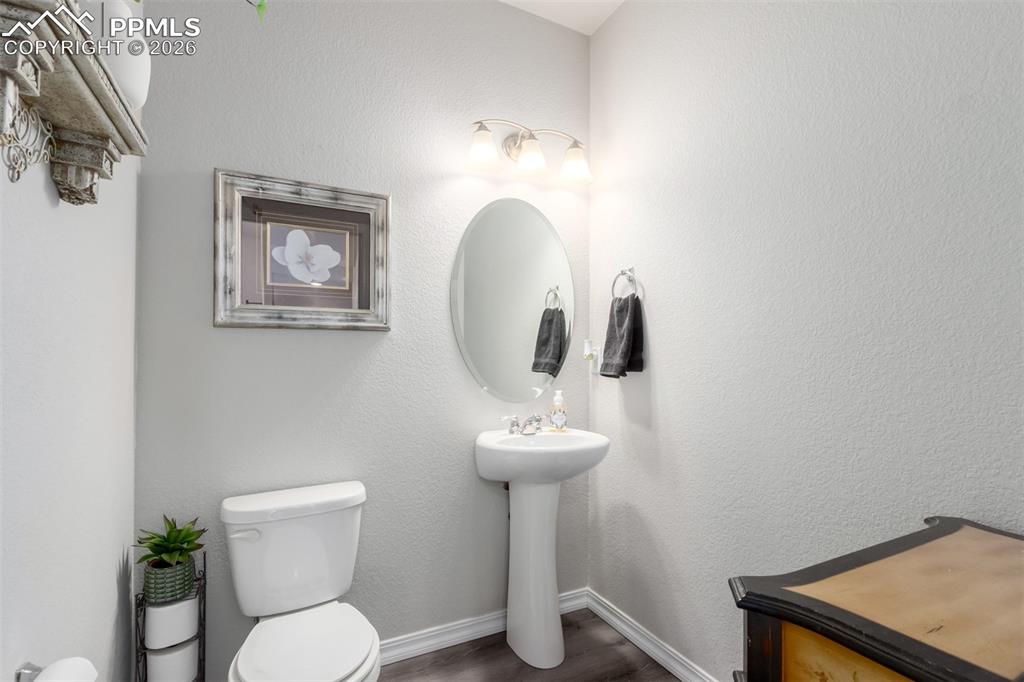 Image 12 of 26: Bathroom