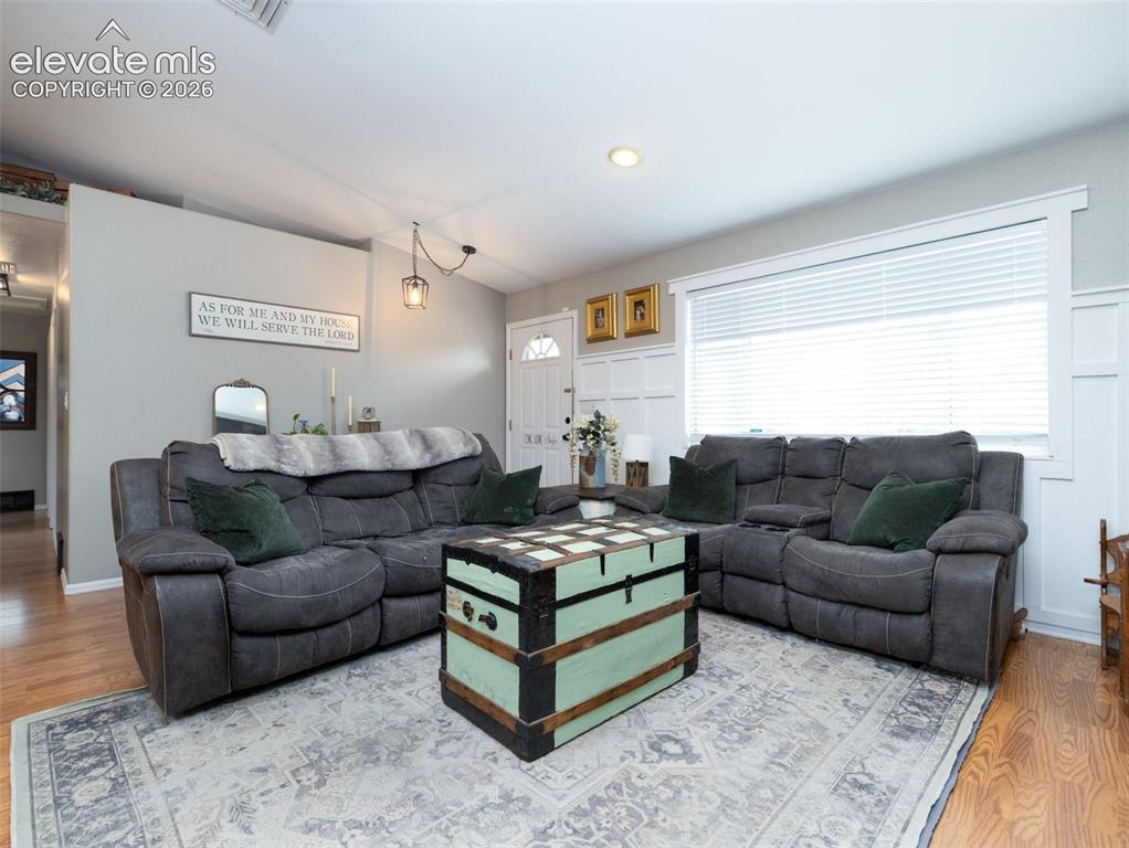 Image 7 of 40: Living Room