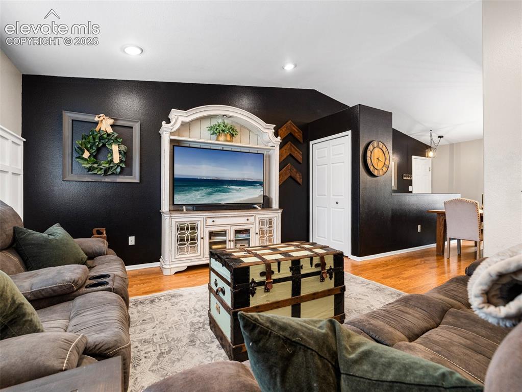 Image 8 of 40: Living Room