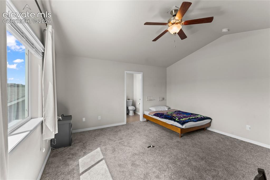 Image 33 of 42: Bedroom