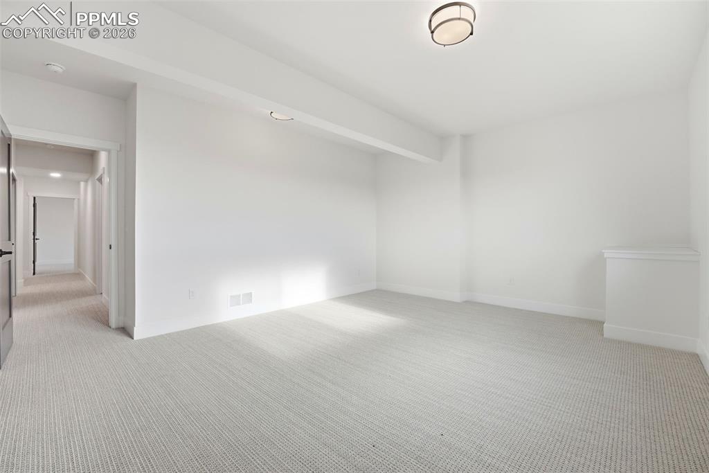 Image 45 of 50: No Description Available