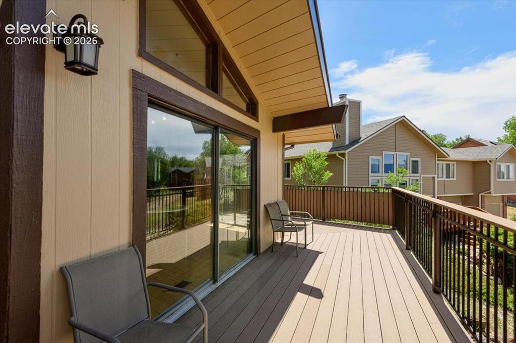 Image 41 of 46: Deck