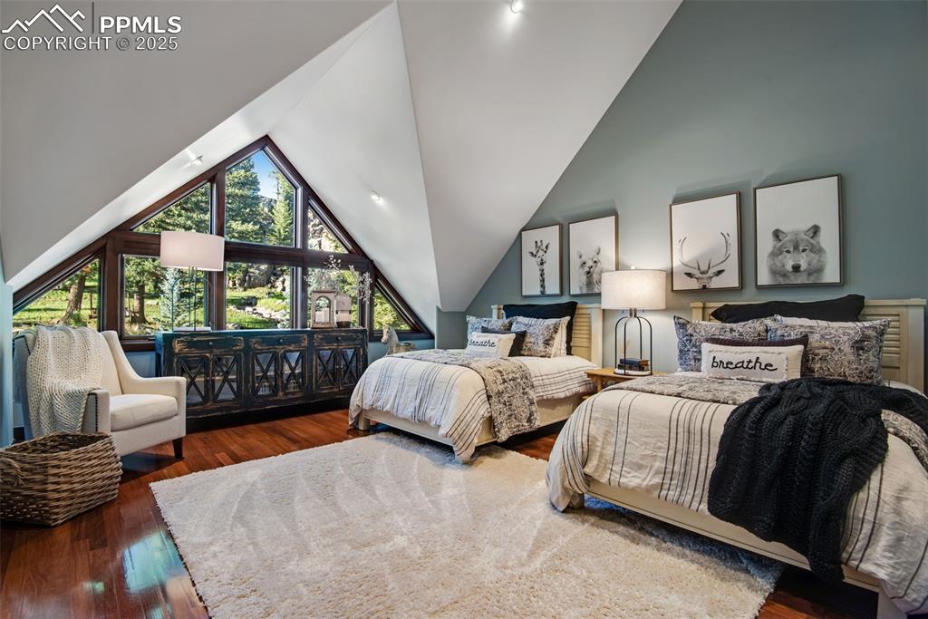 Image 23 of 38: Apart from the primary bedroom, 3 additional bedrooms are located on the to