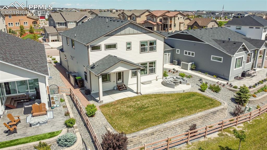 Image 43 of 50: Back of Structure