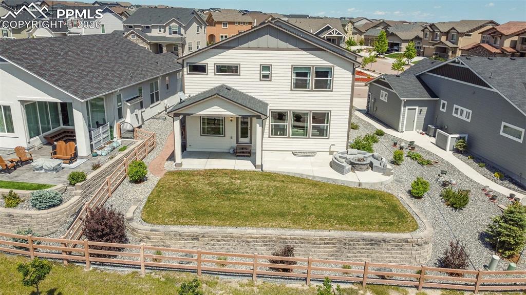 Image 44 of 50: Back of Structure