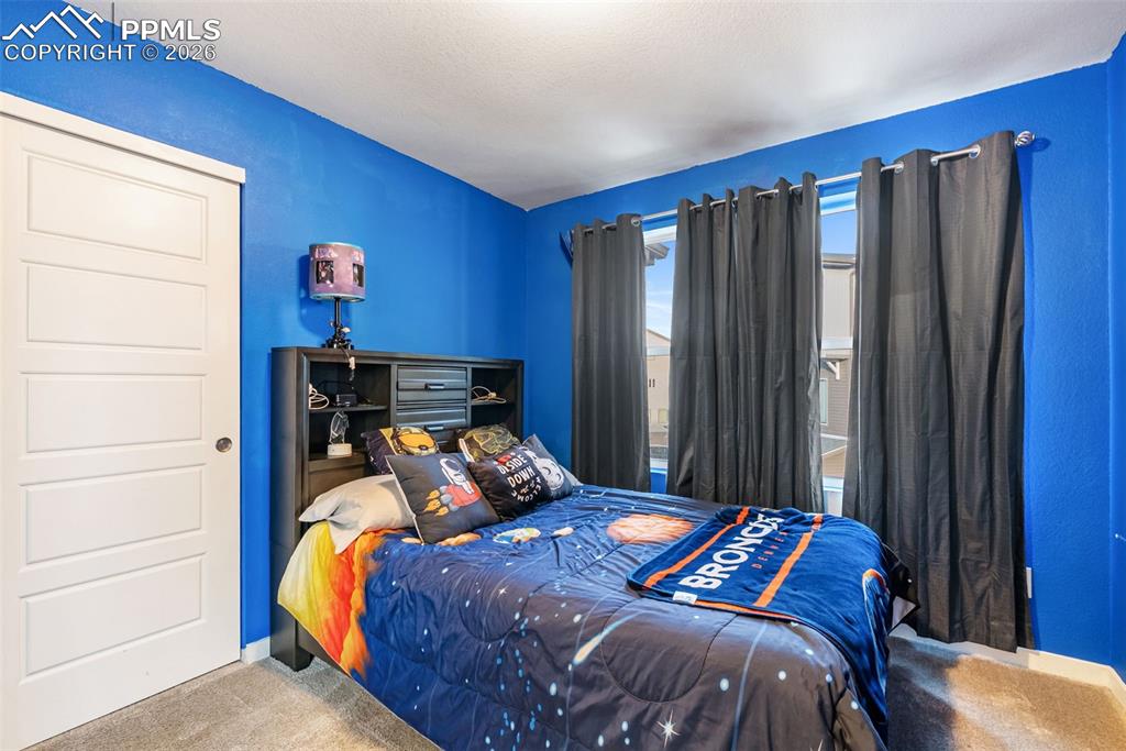 Image 16 of 39: Bedroom