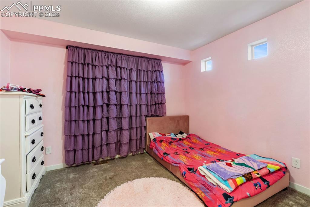 Image 18 of 39: Bedroom