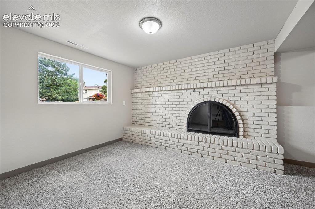 Image 8 of 16: Living Room