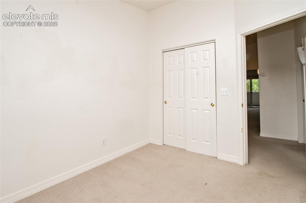 Image 33 of 36: Bedroom