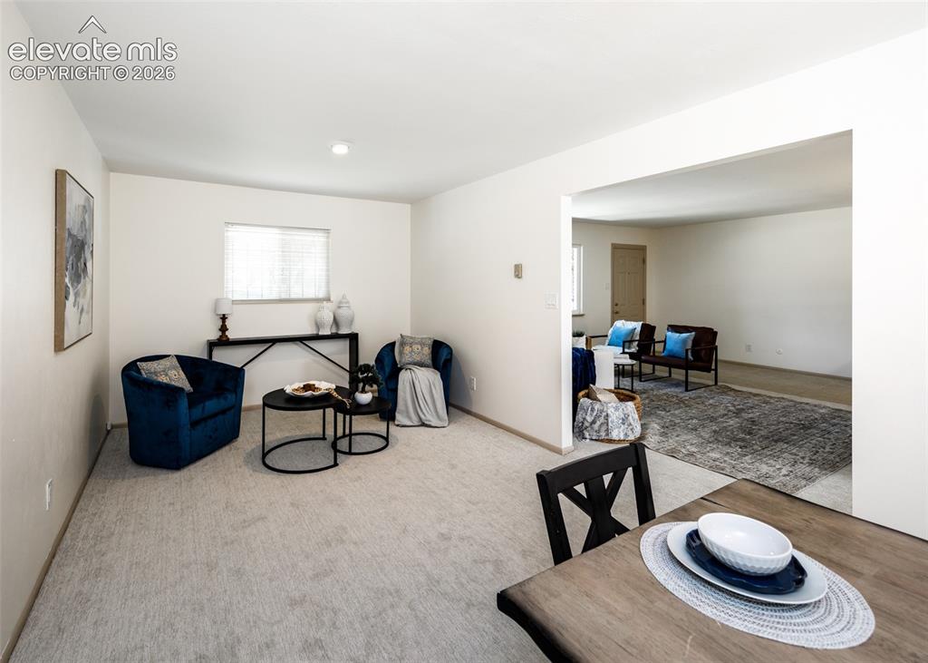 Image 12 of 45: Dining Room