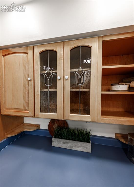 Image 15 of 45: Kitchen
