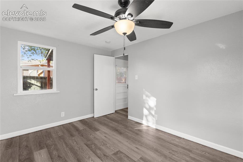 Image 11 of 36: Bedroom