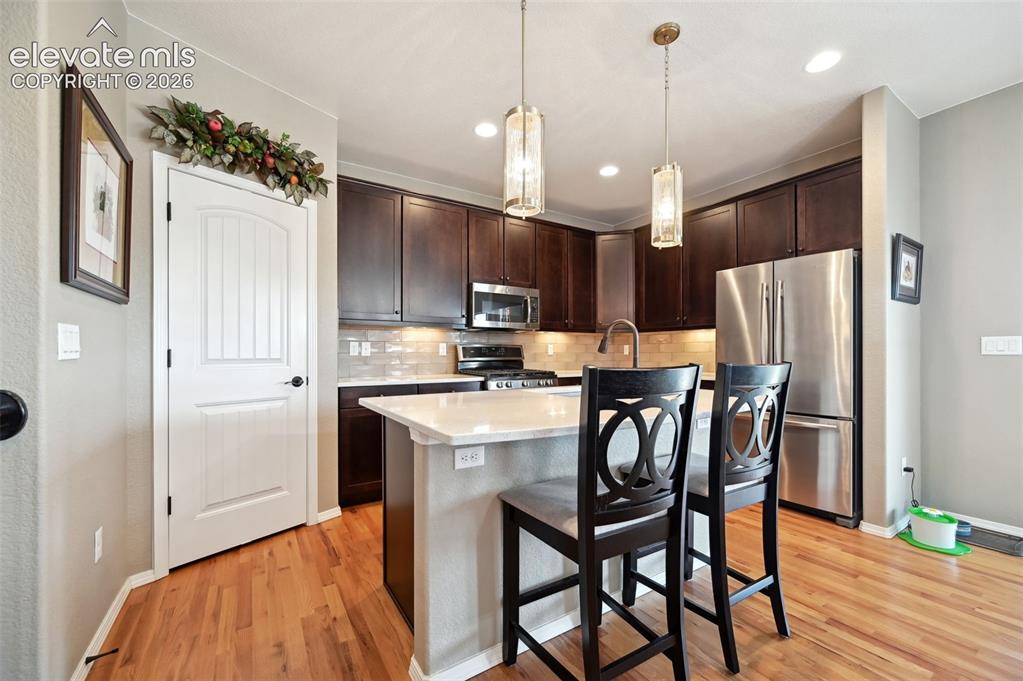 Image 10 of 41: Kitchen