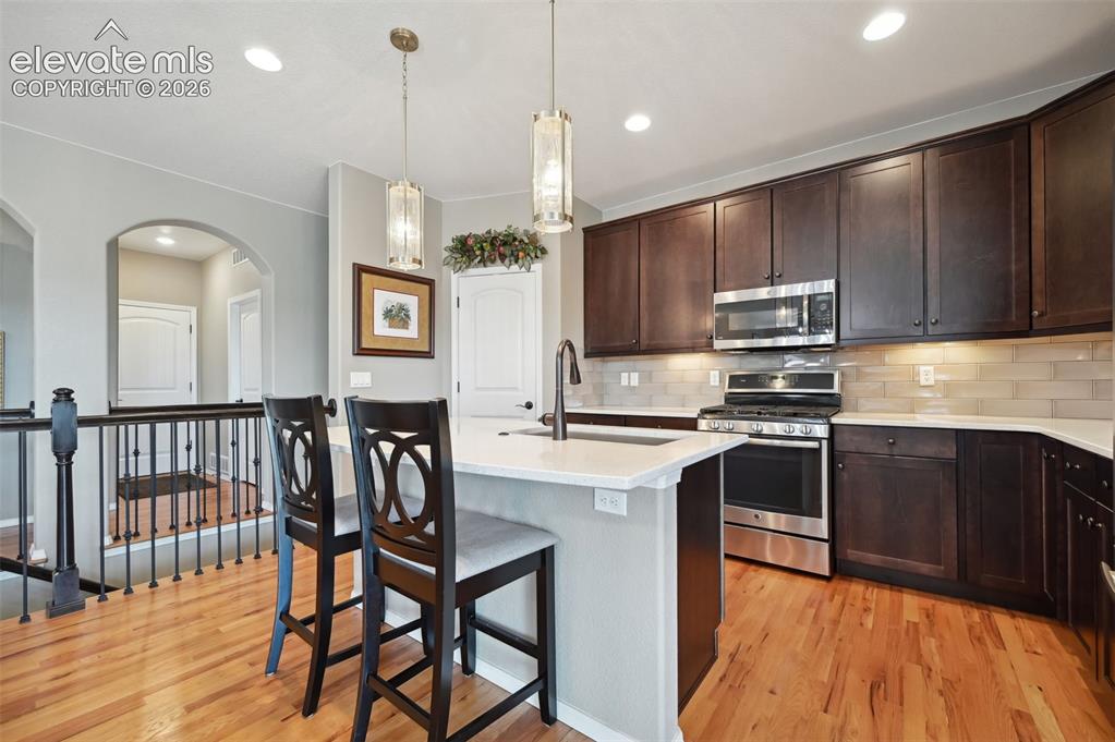 Image 11 of 41: Kitchen
