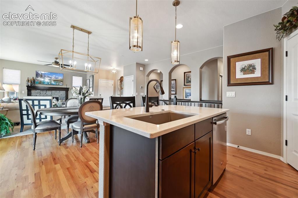 Image 6 of 41: Kitchen
