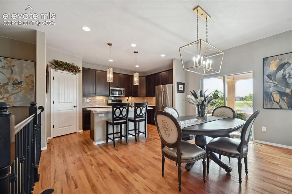 Image 9 of 41: Dining Area