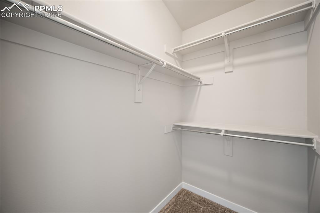 Image 27 of 38: Closet