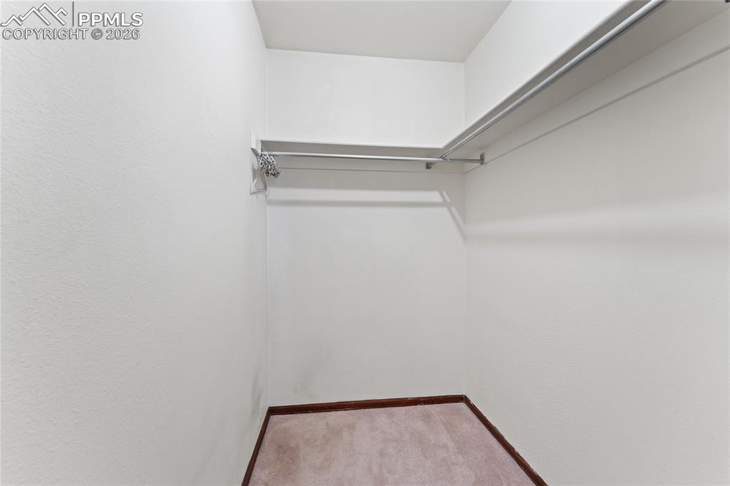 Image 20 of 41: Closet