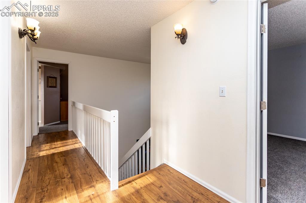 Image 27 of 50: Upstairs Hallway