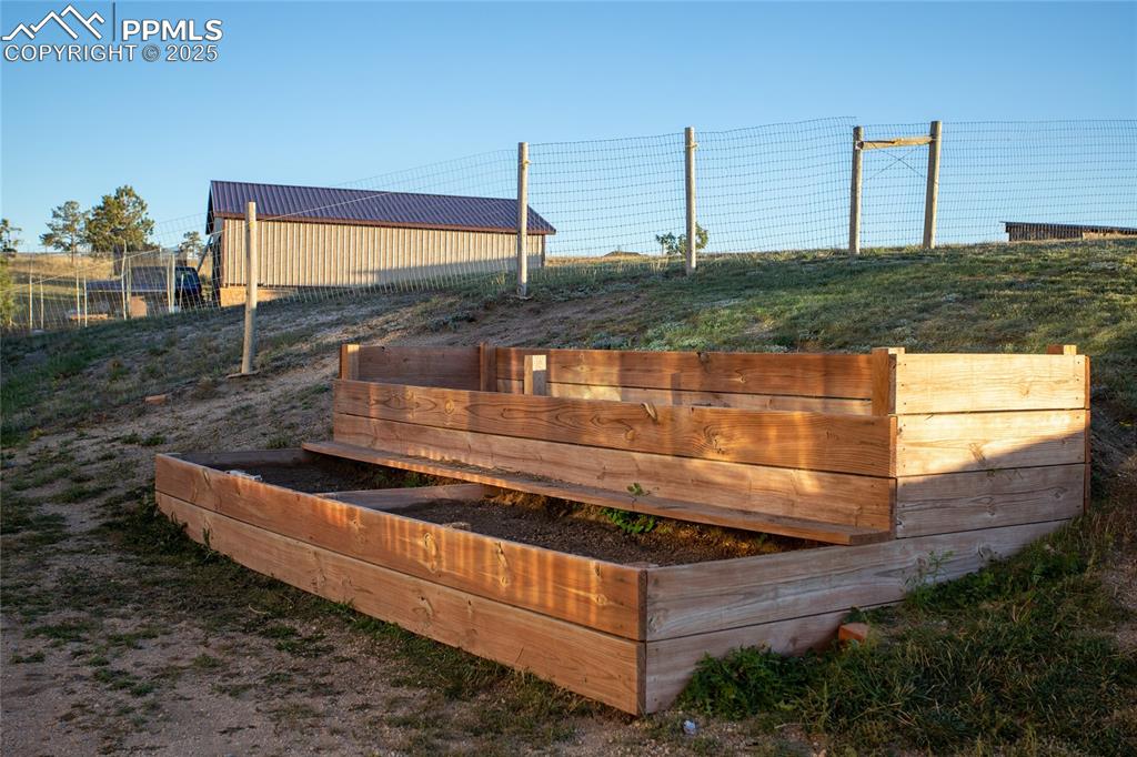 Image 45 of 50: Garden Area