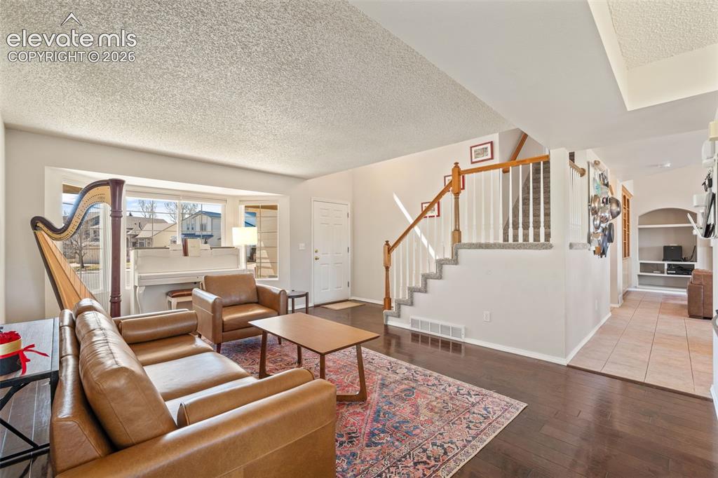 Image 8 of 47: Living Room