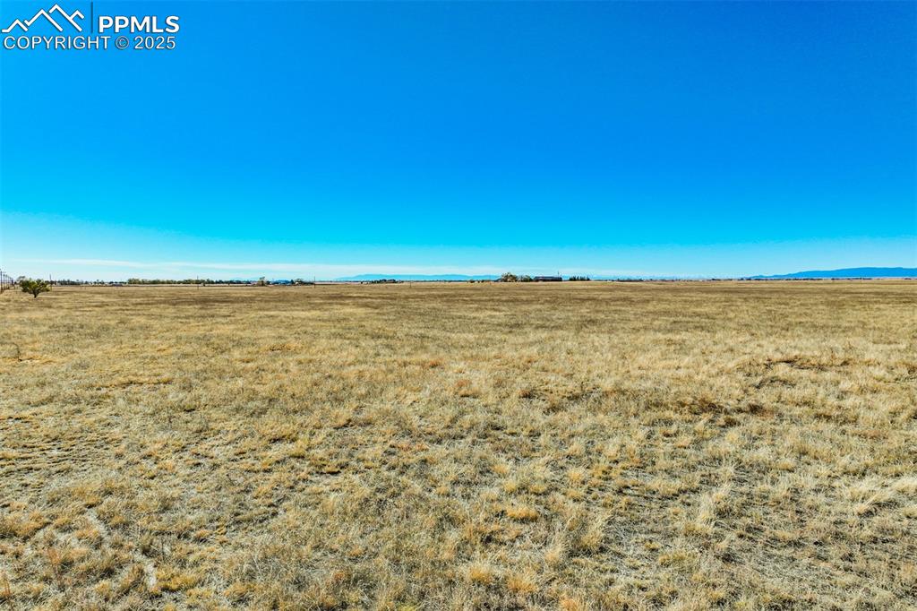 Image 11 of 20: View of undeveloped land featuring rural landscape
